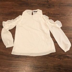 White boutique blouse cold shoulder